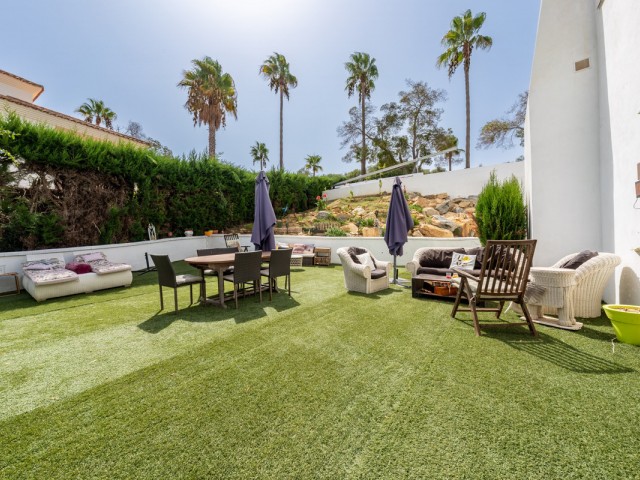 5 Bedrooms Villa in Sotogrande Alto