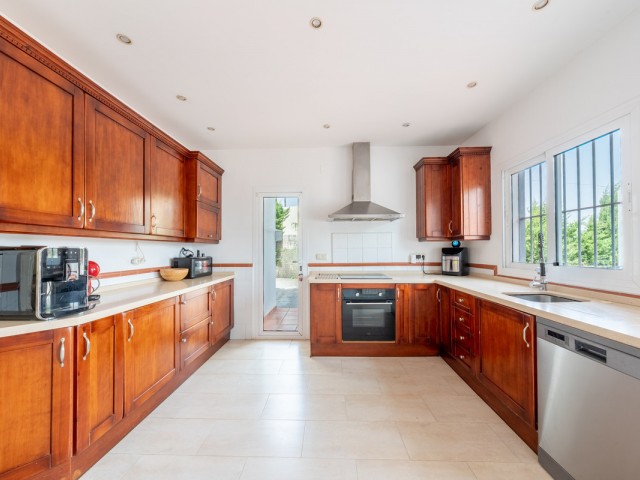 5 Bedrooms Villa in Sotogrande Alto