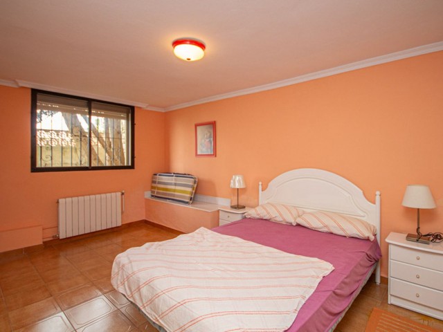 4 Makuuhuoneen Huvila Estepona