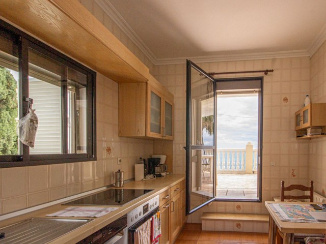 4 Schlafzimmer Villa in Estepona