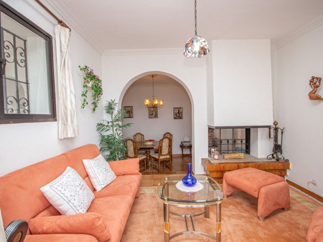 4 Schlafzimmer Villa in Estepona
