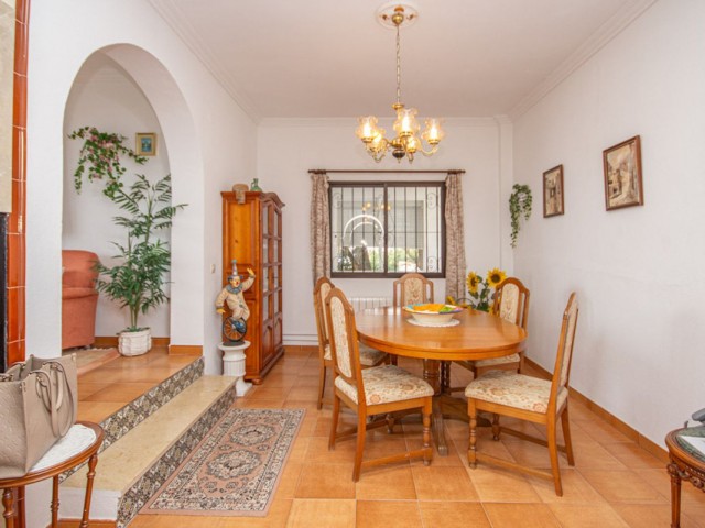 4 Schlafzimmer Villa in Estepona