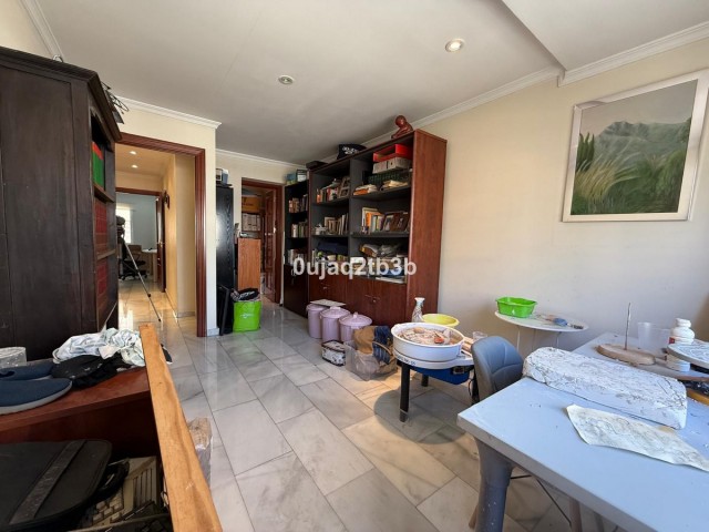 2 Bedrooms Apartment in Marbella