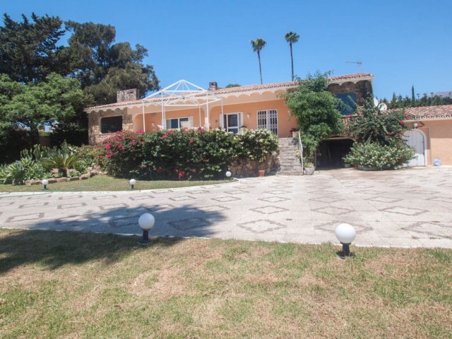 4 Slaapkamer Villa in Estepona