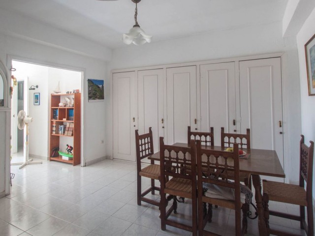 4 Makuuhuoneen Huvila Estepona