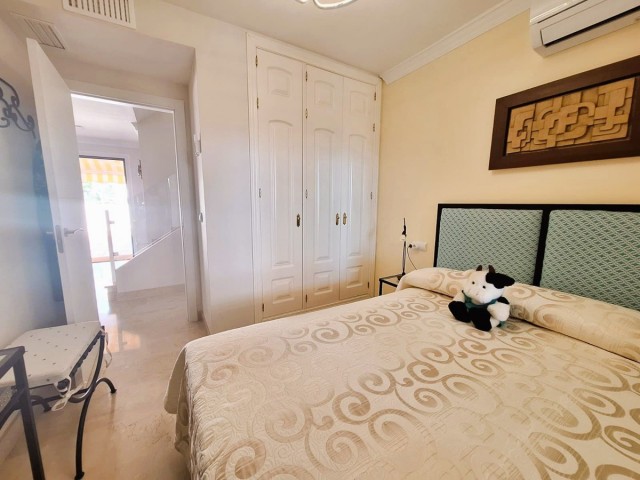 2 Bedrooms Apartment in Elviria