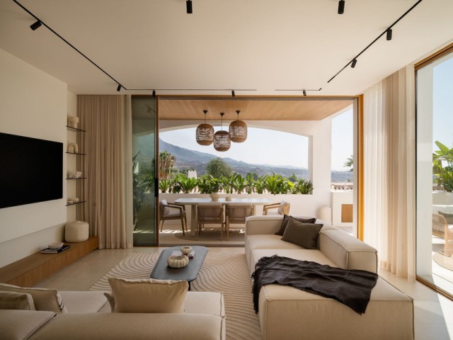 4 Bedrooms Townhouse in Nueva Andalucía