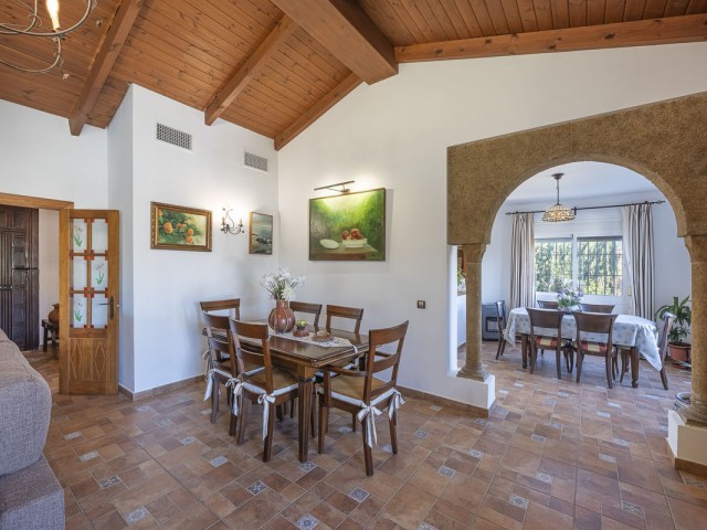 Villa con 4 Dormitorios  en Entrerrios