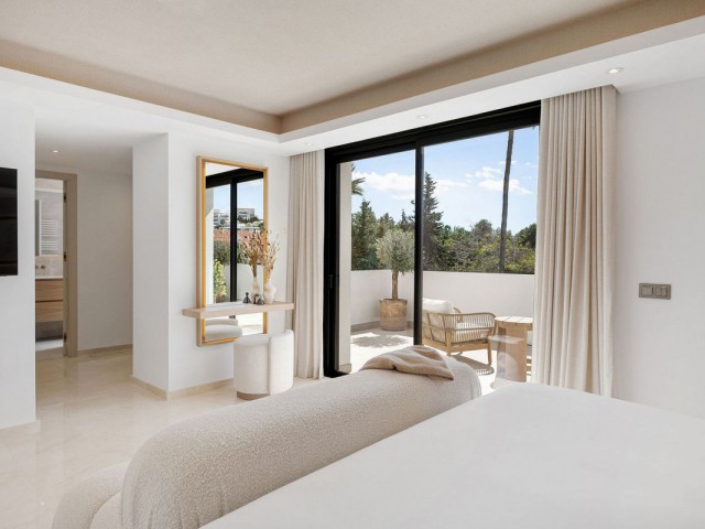 5 Soveroms Villa i Nueva Andalucía