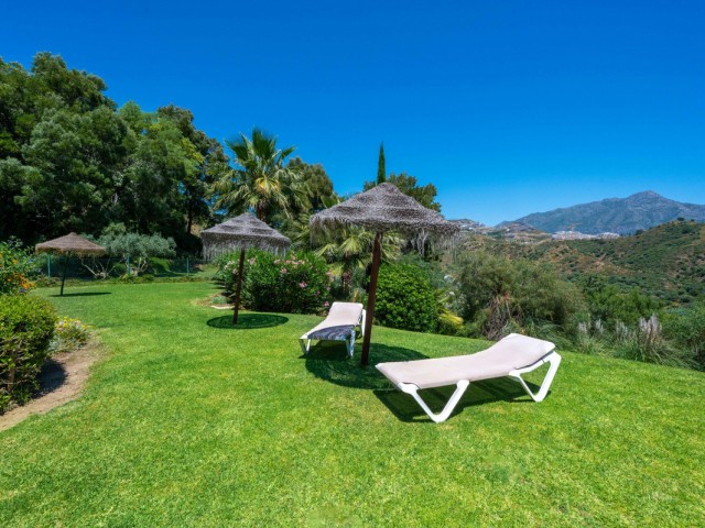 3 Bedrooms Apartment in Benahavís