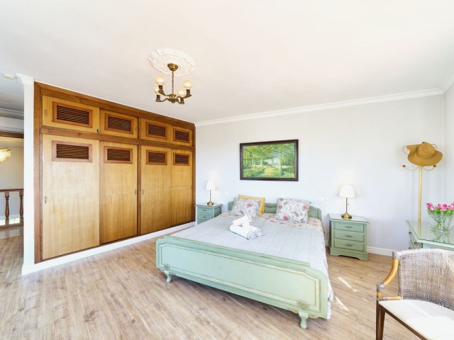 Villa avec 6 Chambres  à Fuengirola