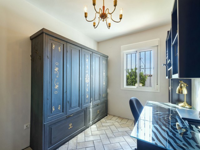 Villa avec 6 Chambres  à Fuengirola