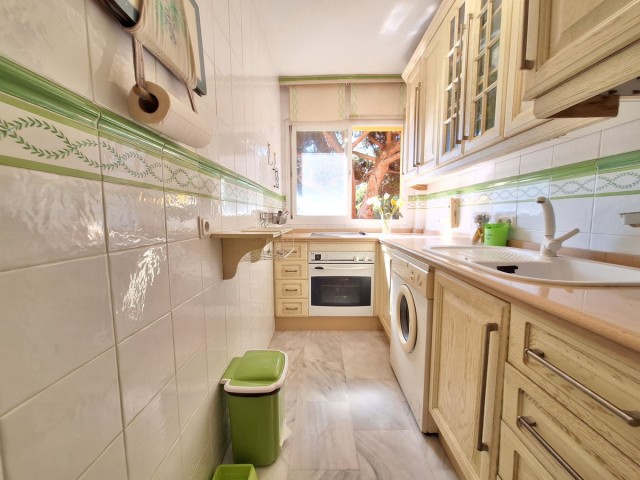 2 Bedrooms Apartment in Elviria