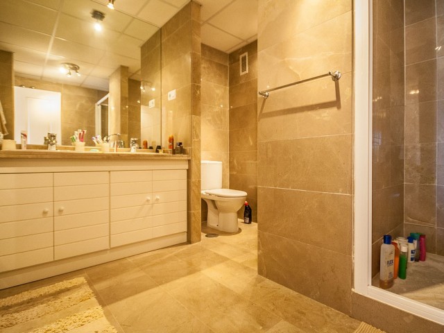 Appartement avec 3 Chambres  à Riviera del Sol