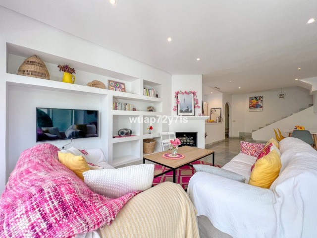 Townhouse, Sierra Blanca, R5161258