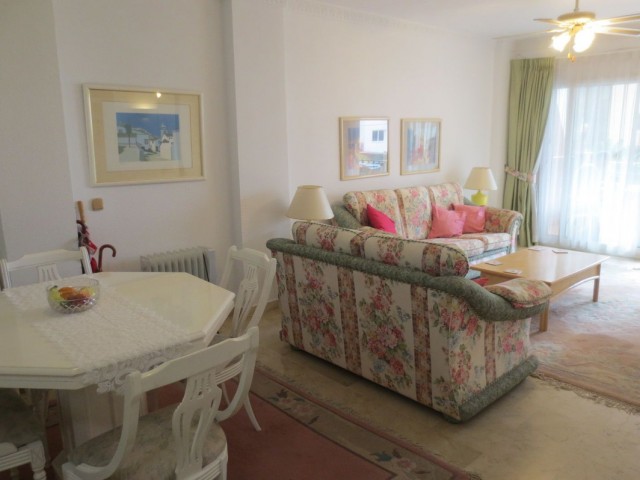 2 Bedrooms Apartment in Fuengirola