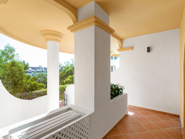 Apartamento con 3 Dormitorios  en Nueva Andalucía