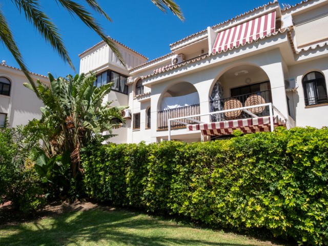 Apartamento con 2 Dormitorios  en Los Alamos