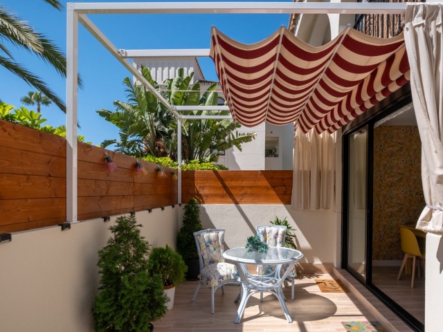 Apartamento con 2 Dormitorios  en Los Alamos