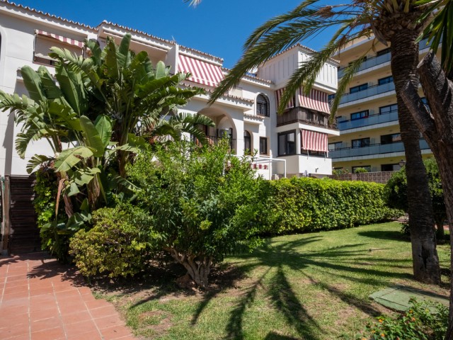 Apartamento con 2 Dormitorios  en Los Alamos