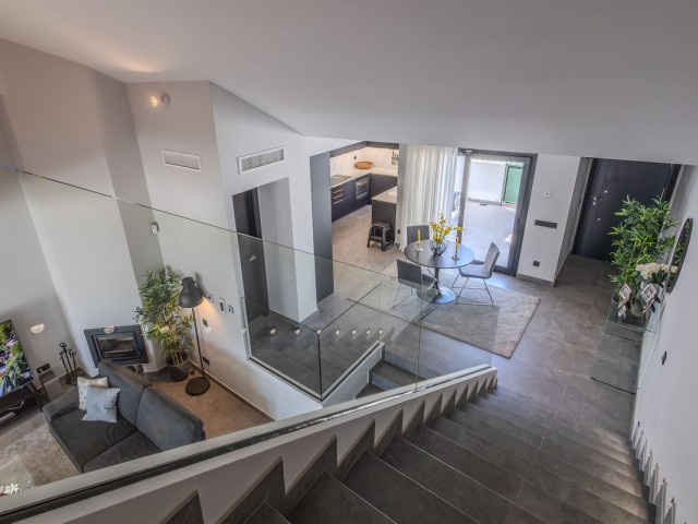 4 Soveroms Rekkehus i Nueva Andalucía