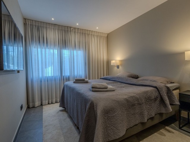 4 Soveroms Rekkehus i Nueva Andalucía