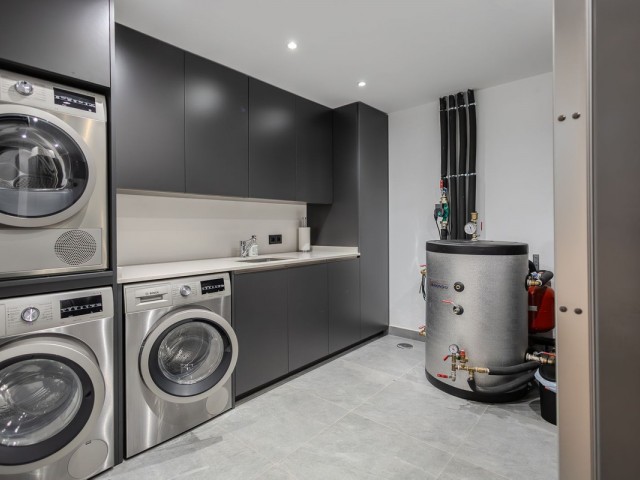 4 Soveroms Rekkehus i Nueva Andalucía