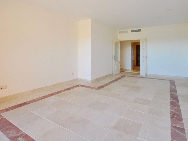 Apartamento, Atalaya, R5162233