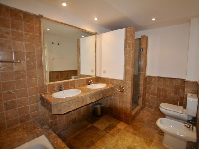 Apartamento con 2 Dormitorios  en Atalaya