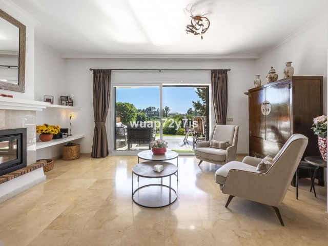 2 Makuuhuoneen Huoneisto Estepona
