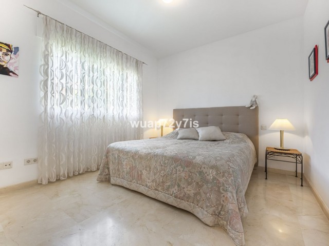 2 Makuuhuoneen Huoneisto Estepona