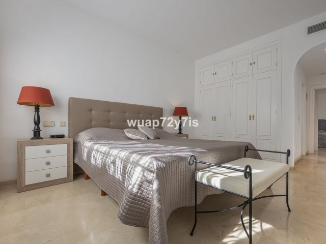 2 Makuuhuoneen Huoneisto Estepona