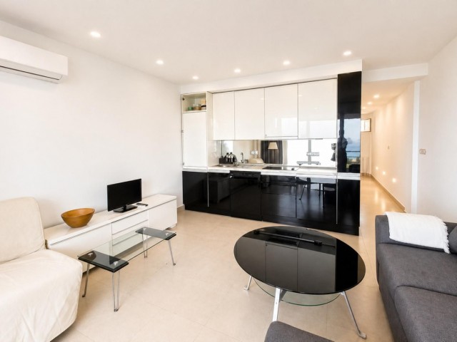 Huoneisto, Costabella, R5162383