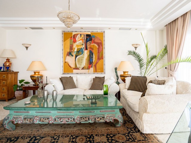 5 Schlafzimmer Apartment in Torrequebrada