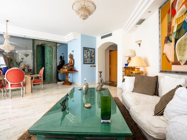 5 Schlafzimmer Apartment in Torrequebrada