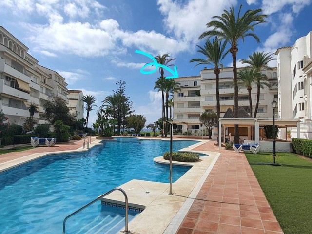 Apartamento con 3 Dormitorios  en Marbesa