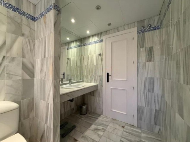 Apartamento con 3 Dormitorios  en Atalaya