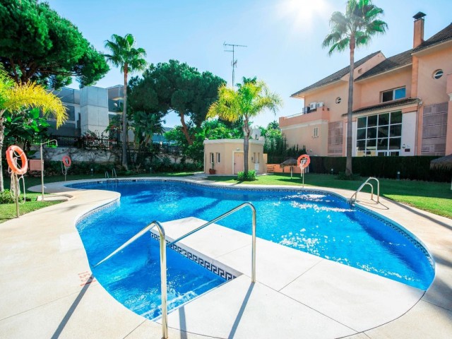 Penthouse in Elviria