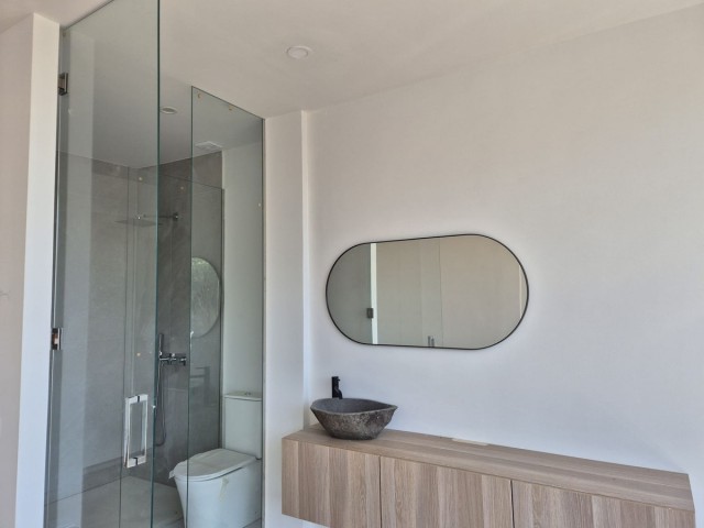 Villa con 3 Dormitorios  en Cerros del Aguila