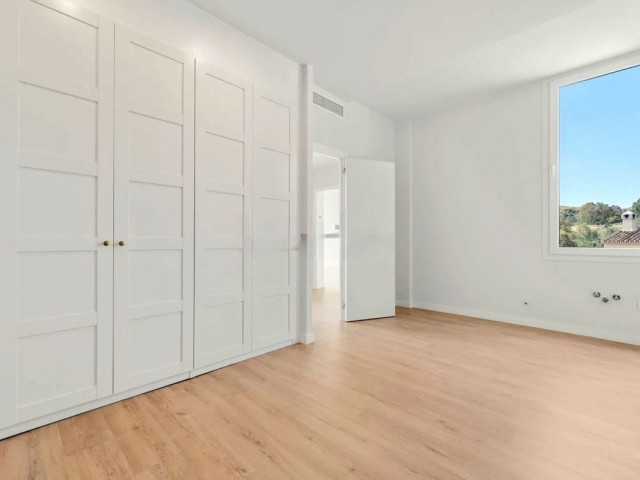 Villa con 3 Dormitorios  en Cerros del Aguila