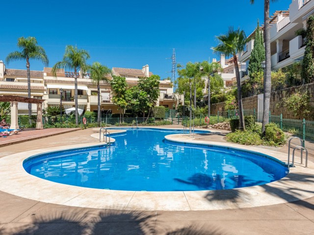 Apartamento con 3 Dormitorios  en Nueva Andalucía