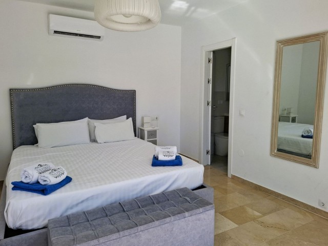 5 Bedrooms Villa in Mijas