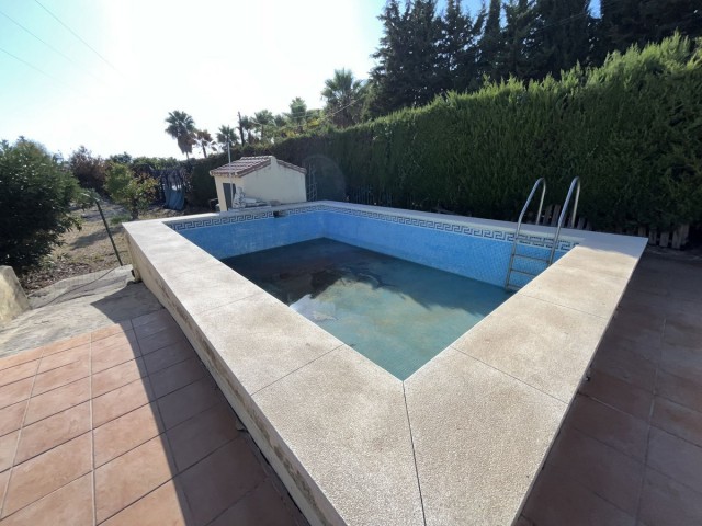 5 Makuuhuoneen Huvila Estepona