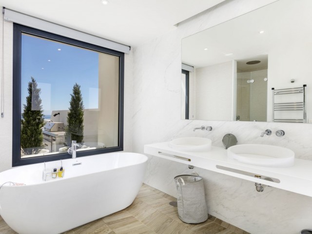 3 Soveroms Rekkehus i Cabopino