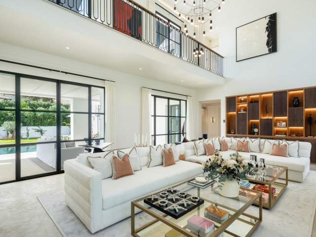 Villa con 6 Dormitorios  en The Golden Mile