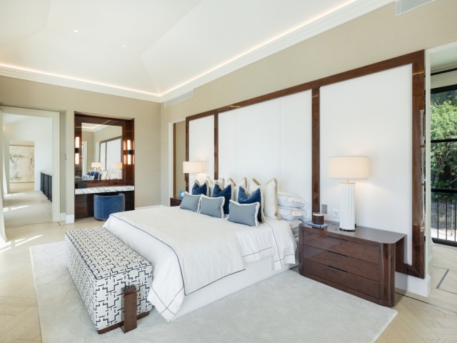 Villa con 6 Dormitorios  en The Golden Mile