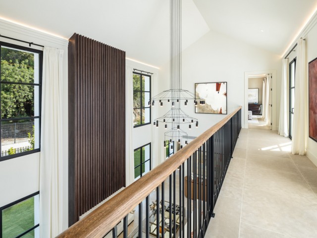 Villa con 6 Dormitorios  en The Golden Mile