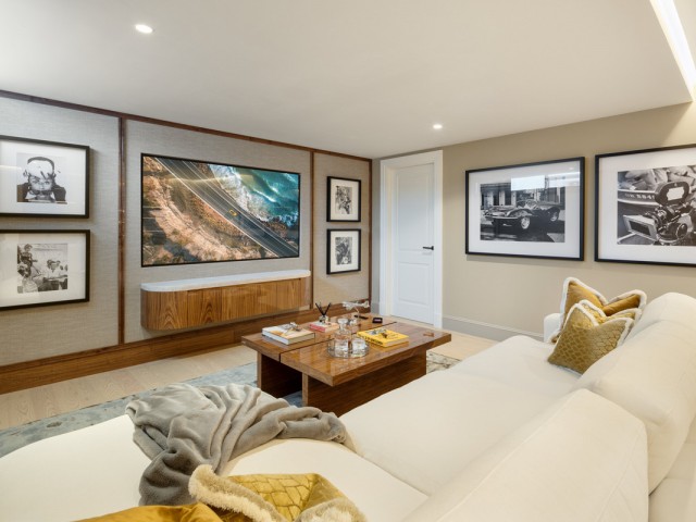 Villa con 6 Dormitorios  en The Golden Mile