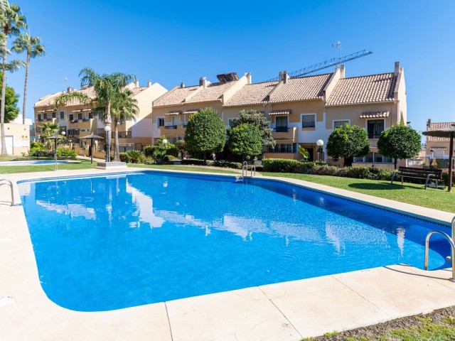 4 Bedrooms Townhouse in Marbella