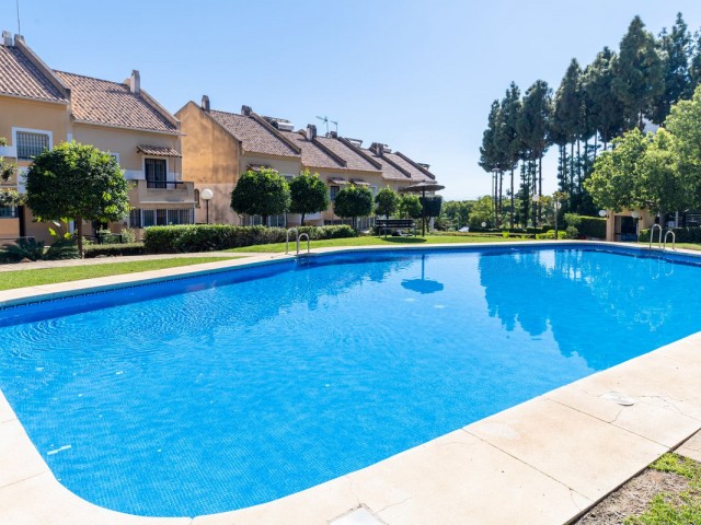 4 Bedrooms Townhouse in Marbella